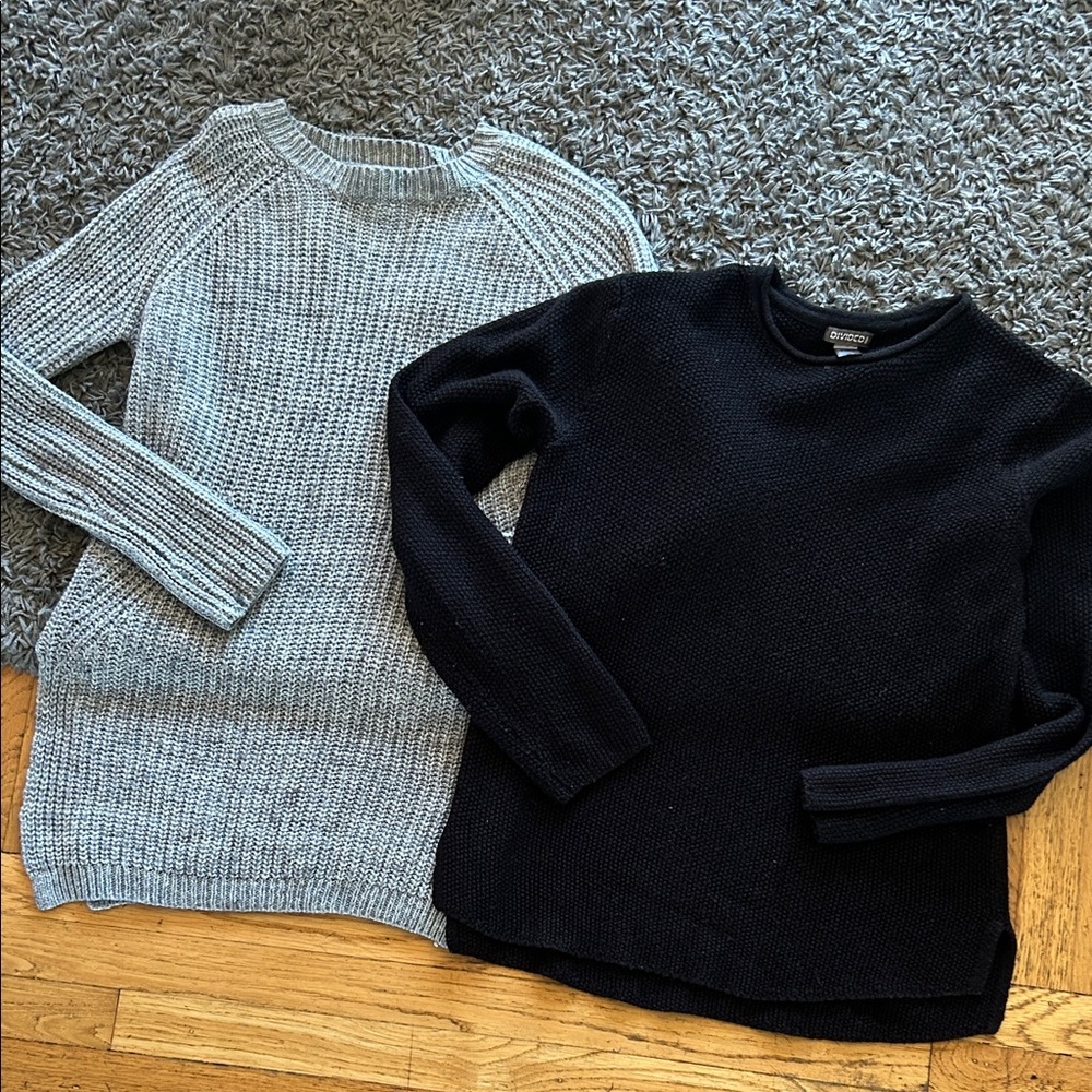 Women's Gray and Black Sweater Bundle Size Small